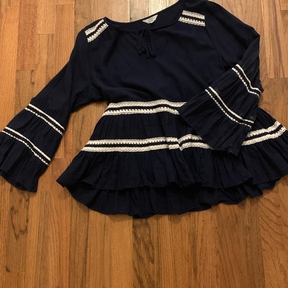 Crown& Ivy navy lacey cotton blend tunic, size M - Picture 2 of 5